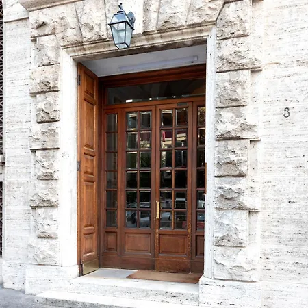 Iv Domus Borsieri Pensión *
